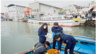 해양수산부 남해어업관리단, 어린 오징어 자원보호를 위한 특별점검 실시