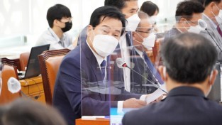 주철현 의원 "치명적 독성물질 피마자박 방치로 항만 내외 위험 노출"